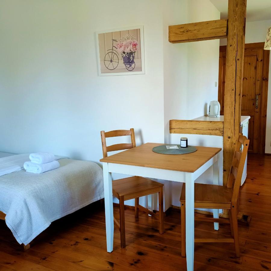 Dom Nad Potokiem Apartment Proszowa ภายนอก รูปภาพ